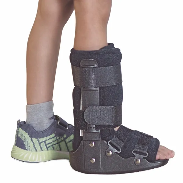 Tynor Walker Boot Child D 32